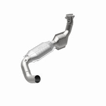 Load image into Gallery viewer, MagnaFlow Direct Fit Catalytic Converter 01-02 Ford F-150 5.4L