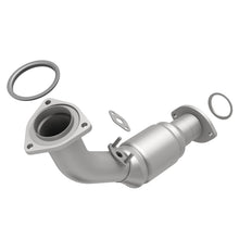 Load image into Gallery viewer, MagnaFlow Direct Fit Catalytic Converter 99-02 4Runner Front 3.4L