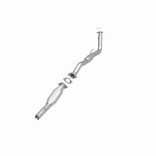 Load image into Gallery viewer, MagnaFlow Direct Fit Catalytic Converter 01-02 GM 2500 Passenger Side 6.0L