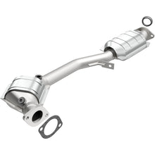 Load image into Gallery viewer, MagnaFlow Direct Fit Catalytic Converter 04 Forester 2.5L Rr CA