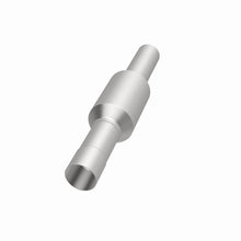 Load image into Gallery viewer, MagnaFlow Direct Fit Catalytic Converter California Grade 92-94 GM Blazer/Suburban 5.7L