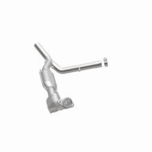 Load image into Gallery viewer, MagnaFlow Direct Fit Catalytic Converter 04-06 F-150 5.4 2WD P/S 49S