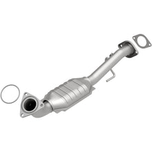 Load image into Gallery viewer, MagnaFlow Direct Fit Catalytic Converter 03-06 Silverado SS Passenger Side OEM