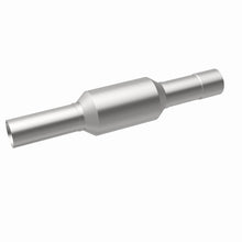 Load image into Gallery viewer, MagnaFlow Direct Fit Catalytic Converter California Grade 92-94 GM Blazer/Suburban 5.7L