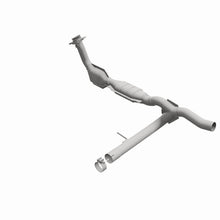 Load image into Gallery viewer, MagnaFlow DF Catalytic Conv 04-06 Ford F-150 Pickup 5.4L 4WD (Exc Heritage Edition) P/S (49 State)