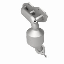 Load image into Gallery viewer, MagnaFlow Direct Fit Catalytic Converter 07-15 Toyota Sienna 3.5L