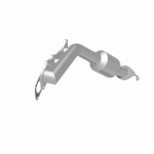 Load image into Gallery viewer, MagnaFlow Direct Fit Catalytic Converter 05-11 Toyota Tacoma 4.0L