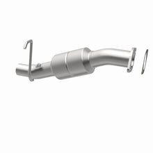 Load image into Gallery viewer, MagnaFlow Direct Fit Catalytic Converter 05 Silverado 2500HD 6.0L
