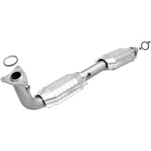 Load image into Gallery viewer, MagnaFlow Direct Fit Catalytic Converter 07-08 4.7L Tundra P/S OEM