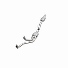 Load image into Gallery viewer, MagnaFlow DF Cat Conv 87-93 Ford Bronco 4.9L/87-95 F-150/F-250 (Non SD)/F-350 (Non SD) PU 4.9L (CA)
