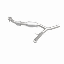 Load image into Gallery viewer, MagnaFlow Direct Fit Catalytic Converter 04-06 F-150 5.4 2WD P/S 49S