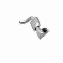 Load image into Gallery viewer, MagnaFlow Direct Fit Catalytic Converter 01 Ford Trucks 5.4L