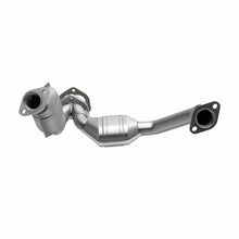 Load image into Gallery viewer, MagnaFlow Direct Fit Catalytic Converter98-00 Ranger 3.0/4.0L Fron