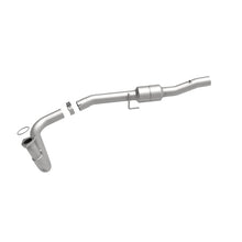 Load image into Gallery viewer, MagnaFlow Direct Fit Catalytic Converter 00-06 Chevy/GMC D/S OEM