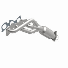 Load image into Gallery viewer, MagnaFlow Direct Fit Catalytic Converter 10-12 Toyota FJ/4Runner 4.0L