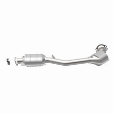 Load image into Gallery viewer, MagnaFlow Direct Fit Catalytic Converter 99-04 Subaru Forester 2.5L