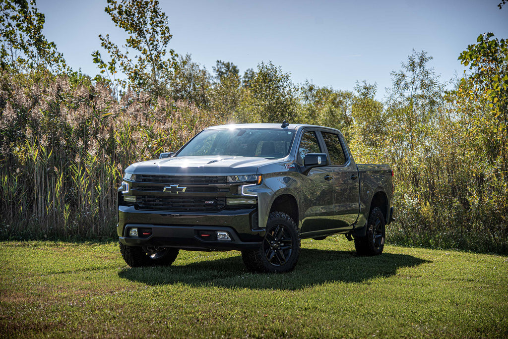 2 Inch Lift Kit FOX 2.5 Coil-Over Chevy Silverado or GMC Sierra 1500 (19-24) 4WD