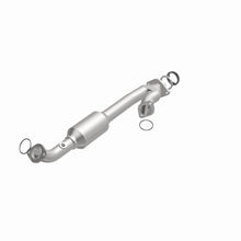 Load image into Gallery viewer, MagnaFlow Direct Fit Catalytic Converter 05-07 4-Run/FJ Passenger Side Rear