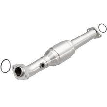 Load image into Gallery viewer, MagnaFlow Direct Fit Catalytic Converter 05-09 Toyota Tacoma 4.0L P/S Rear