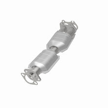 Load image into Gallery viewer, MagnaFlow Direct Fit Catalytic Converter 86-87 Ford Ranger/Bronco II 2.9L (California)