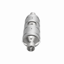 Load image into Gallery viewer, MagnaFlow DF Catalytic Conv 00-05 Ford Excursion / 99-04 F-250 SD / 99-04 F-350 SD (California)
