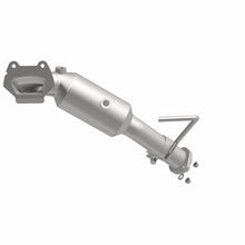 Load image into Gallery viewer, MagnaFlow Direct Fit Catalytic Converter California Grade 12-15 Jeep Wrangler V6 3.6L