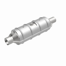 Load image into Gallery viewer, MagnaFlow DF Catalytic Conv 00-05 Ford Excursion / 99-04 F-250 SD / 99-04 F-350 SD (California)