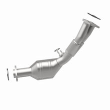 Load image into Gallery viewer, MagnaFlow Direct Fit Catalytic Converter 01-04 Toyota Tacoma Front 2.7L