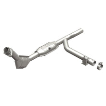 Load image into Gallery viewer, MagnaFlow Direct Fit Catalytic Converter 99-00 Ford F-150 4.2L 50S