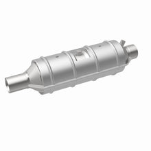 Load image into Gallery viewer, MagnaFlow DF Catalytic Conv 00-05 Ford Excursion / 99-04 F-250 SD / 99-04 F-350 SD (California)