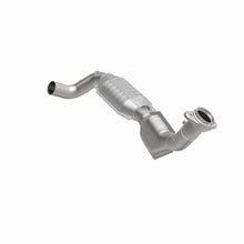 Load image into Gallery viewer, MagnaFlow Direct Fit Catalytic Converter 01-02 Ford F-150 5.4L