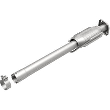 Load image into Gallery viewer, MagnaFlow Direct Fit Catalytic Converter Jeep Wrangler 4.0L Rear
