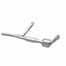 Load image into Gallery viewer, MagnaFlow Direct Fit Catalytic Converter 04-06 F-150 5.4 2WD P/S 49S