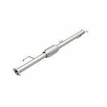 Load image into Gallery viewer, MagnaFlow Direct Fit Catalytic Converter 00-04 Tundra 3.4L rear OEM