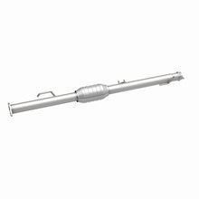 Load image into Gallery viewer, MagnaFlow Direct Fit Catalytic Converter 00-04 Tundra Rear 3.4L