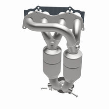Load image into Gallery viewer, MagnaFlow Direct Fit Catalytic Converter 01-03 Toyota RAV4 2.0L