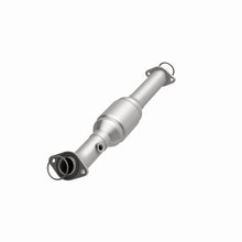 Load image into Gallery viewer, MagnaFlow Direct Fit Catalytic Converter 05-09 Toyota Tacoma 4.0L P/S Rear
