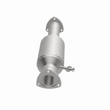 Load image into Gallery viewer, MagnaFlow Direct Fit Catalytic Converter 79-87 Toyota Land Cruiser 4.2L