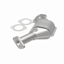 Load image into Gallery viewer, MagnaFlow Direct Fit Catalytic Converter Impreza 2.2L Front Conv