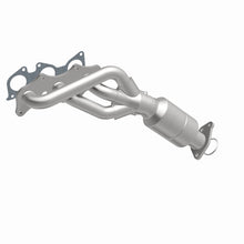 Load image into Gallery viewer, MagnaFlow Direct Fit Catalytic Converter 10-12 Toyota FJ/4Runner 4.0L