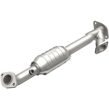 Load image into Gallery viewer, MagnaFlow Direct Fit Catalytic Converter 05-07 4Runner Passenger Side Rear