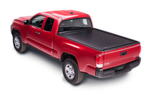 Load image into Gallery viewer, Retrax 2022+ Toyota Tundra CrewMax 5.5ft Bed w/Rail System (Excl Trail Special Edition) RetraxONE MX