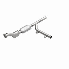 Load image into Gallery viewer, MagnaFlow Direct Fit Catalytic Converter 97-98 Ford Trucks 4.6L