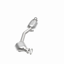 Load image into Gallery viewer, MagnaFlow Direct Fit Catalytic Converter 99-04 Subaru Forester 2.5L