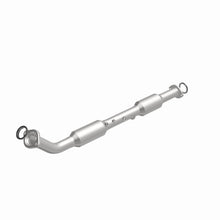 Load image into Gallery viewer, MagnaFlow Direct Fit Catalytic Converter 05-09 Toyota Tacoma 2.7L