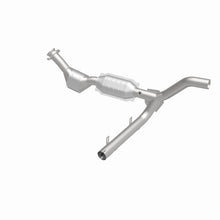 Load image into Gallery viewer, MagnaFlow Direct Fit Catalytic Converter 97-98 Ford F-150 4.6L