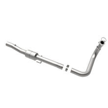 Load image into Gallery viewer, MagnaFlow Direct Fit Catalytic Converter 00-06 Chevy/GMC D/S OEM
