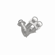 Load image into Gallery viewer, MagnaFlow Direct Fit Catalytic Converter 01-04 Tacoma 2.7L front 49S