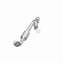 Load image into Gallery viewer, MagnaFlow Direct Fit Catalytic Converter 05-07 4-Run/FJ Passenger Side Rear