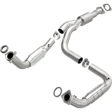 Load image into Gallery viewer, MagnaFlow Direct Fit Catalytic Converter 2011-2012 EXPRESS 2500 6.0L 6.0L Underbody